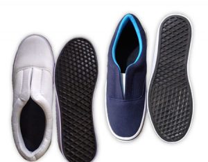 sepatu-canvas-putih-biru